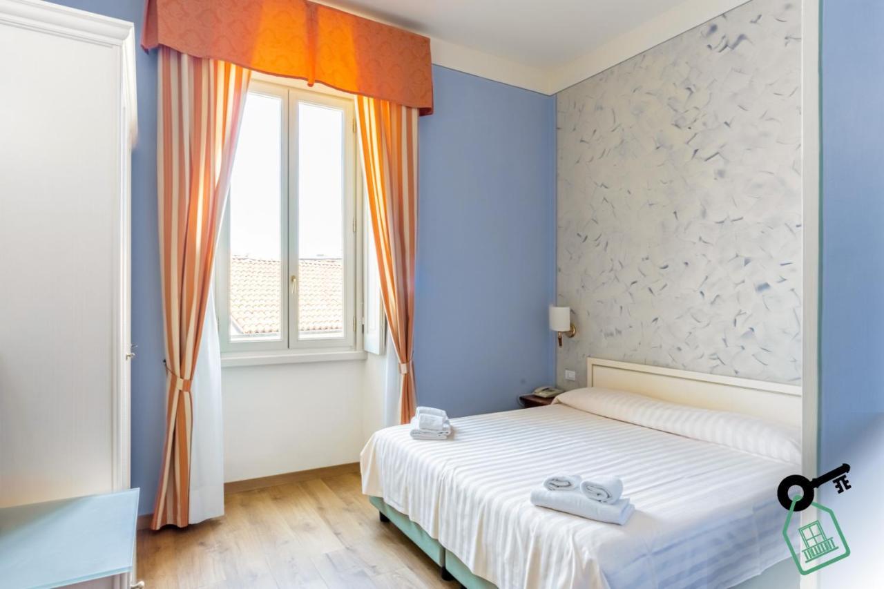 Hotel Rooms Lago Maggiore Verbania Eksteriør billede